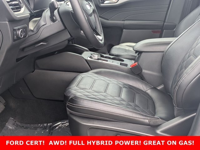Certified 2023 Ford Escape Platinum w/ Premium Technology Package AWD/4WD image 11
