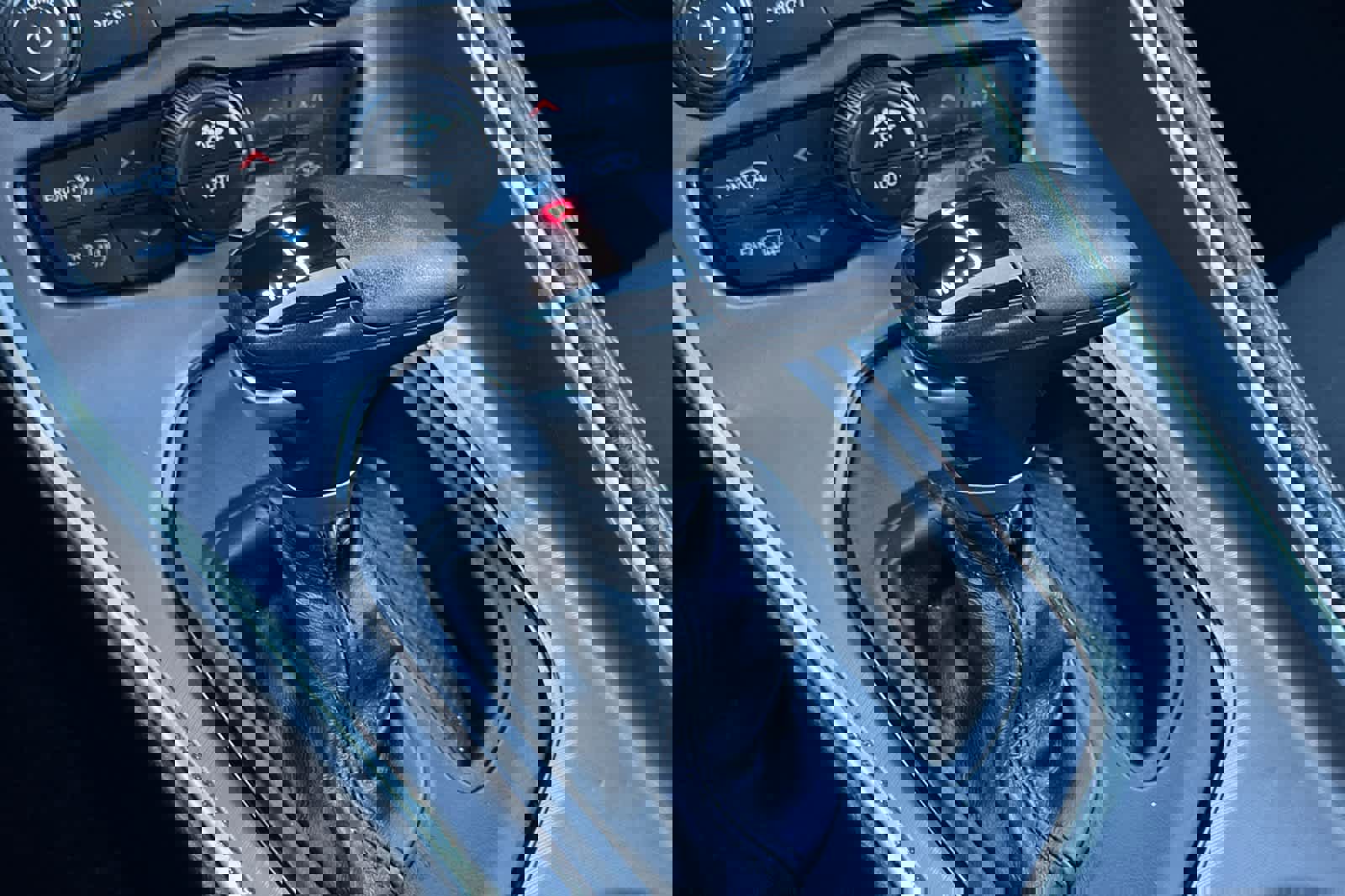 Used 2022 Dodge Challenger SXT w/ Driver Convenience Group image 20