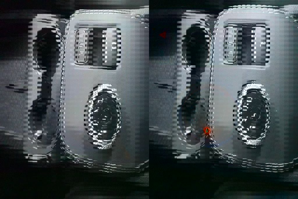 Certified 2024 Ford Mustang Mach-E Premium AWD/4WD image 16