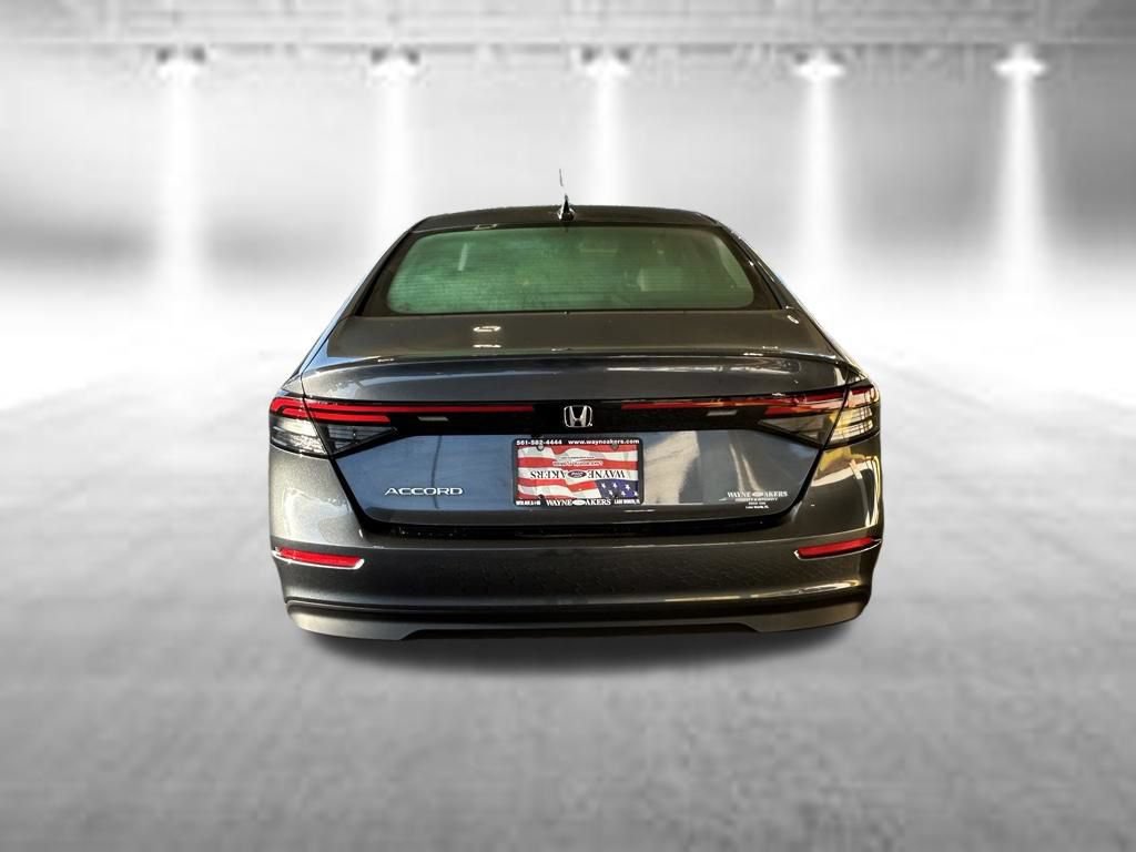 Used 2024 Honda Accord EX image 5