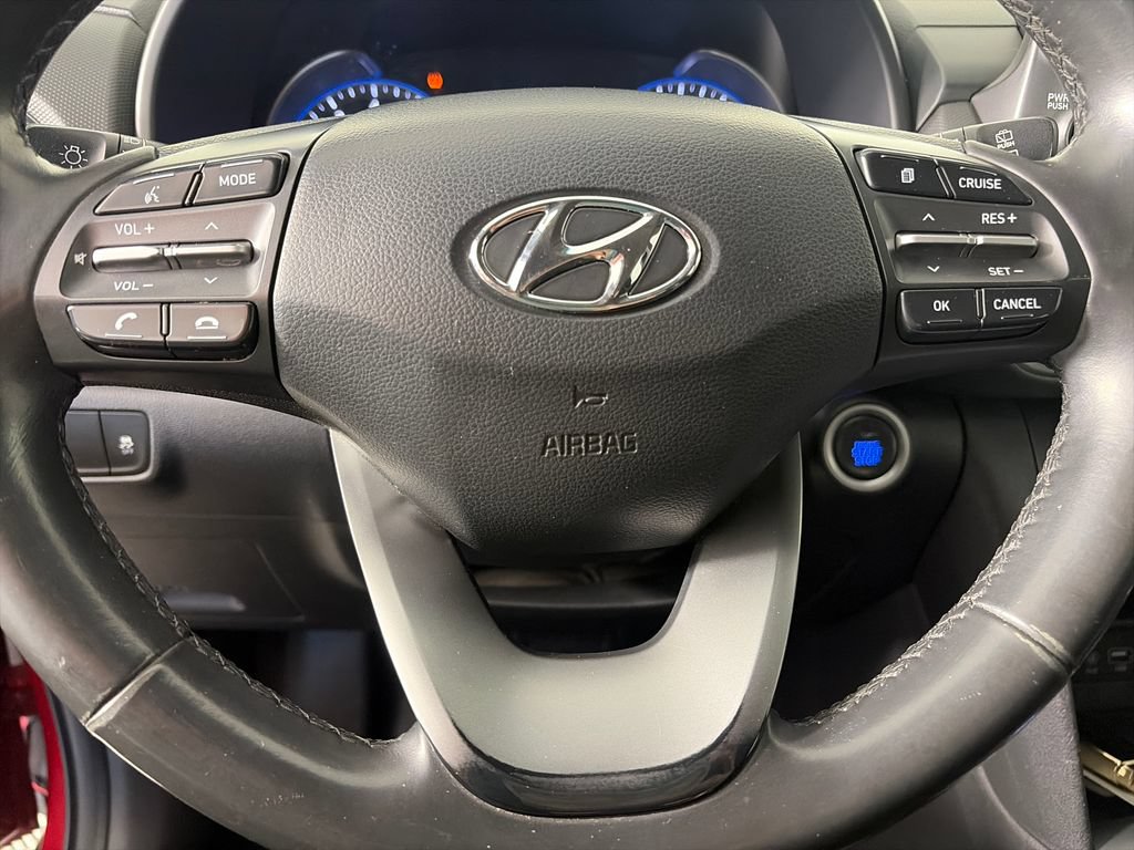 Used 2018 Hyundai Kona SEL AWD/4WD image 16