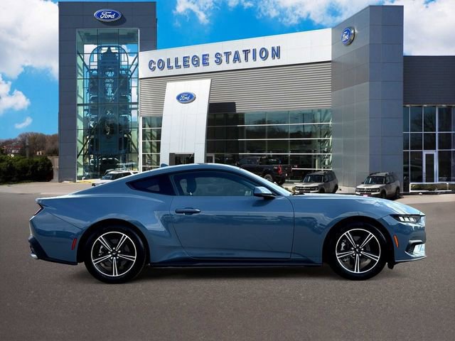 Certified 2024 Ford Mustang Coupe image 4