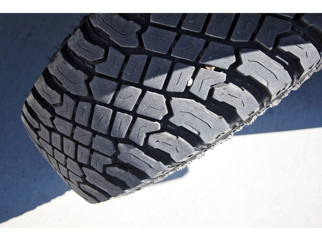 Used 2022 Jeep Gladiator Sport image 31