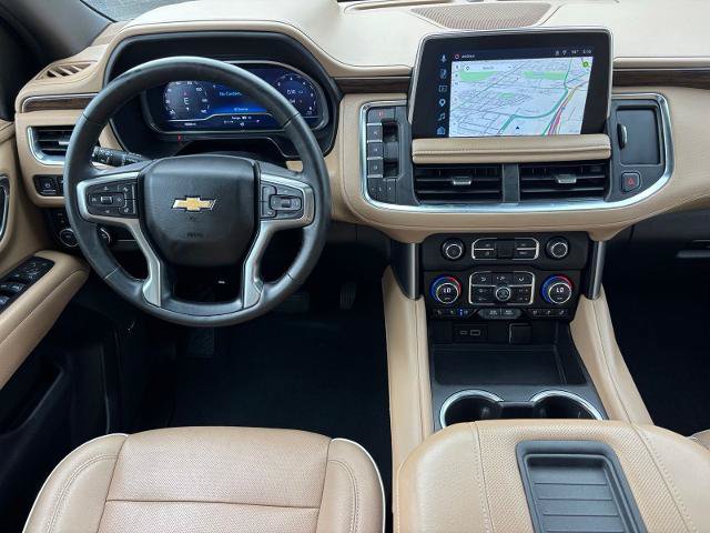 Used 2023 Chevrolet Suburban Premier w/ Premium Package 2 AWD/4WD image 18