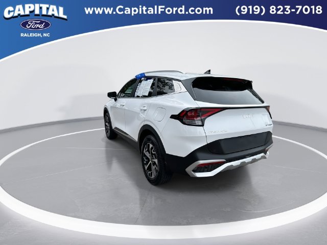 Used 2024 Kia Sportage EX AWD/4WD image 6
