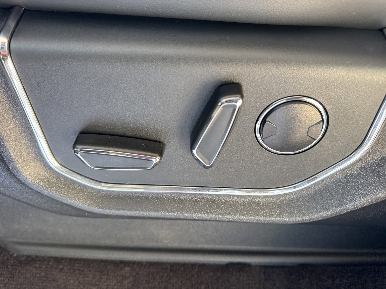 Certified 2023 Ford Expedition Max Platinum image 26