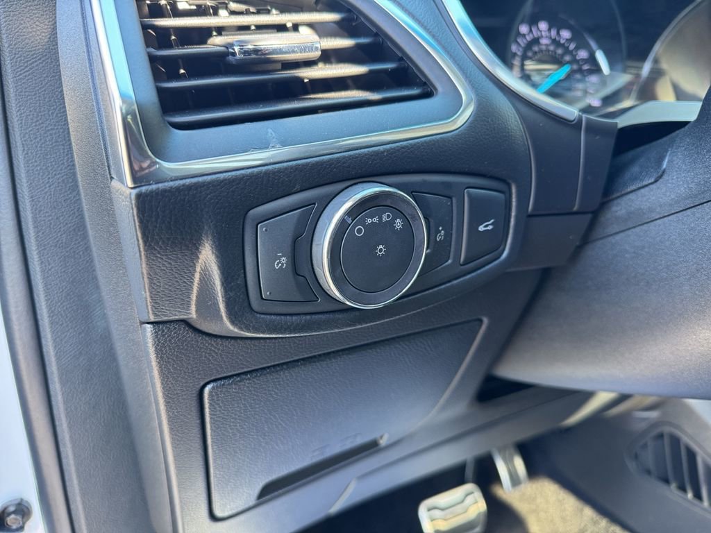 Certified 2018 Ford Edge Sport w/ Equipment Group 401A image 32