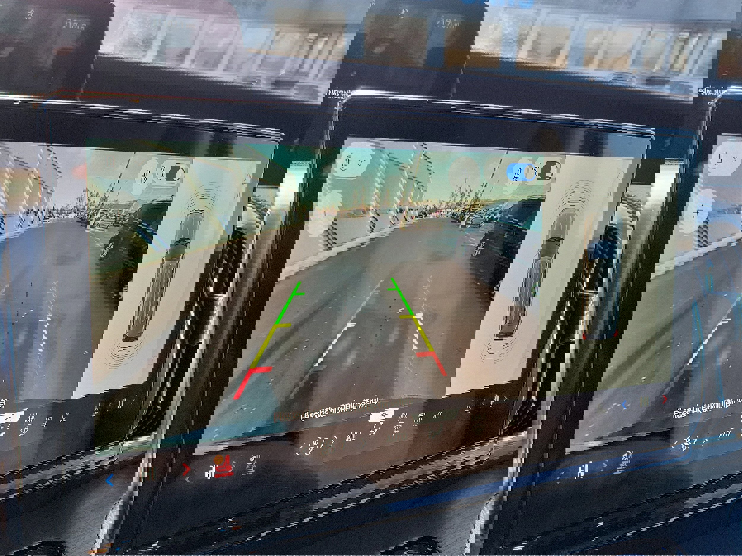 Certified 2025 Ford Expedition Max Platinum image 33