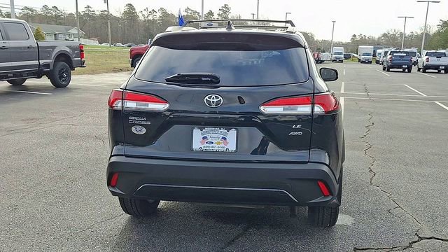 Used 2024 Toyota Corolla Cross LE w/ Moonroof Package AWD/4WD image 6