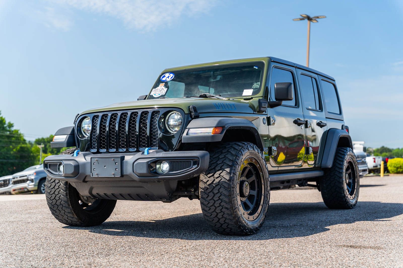 Used 2023 Jeep Wrangler Unlimited w/ Cold Weather Group AWD/4WD image 3