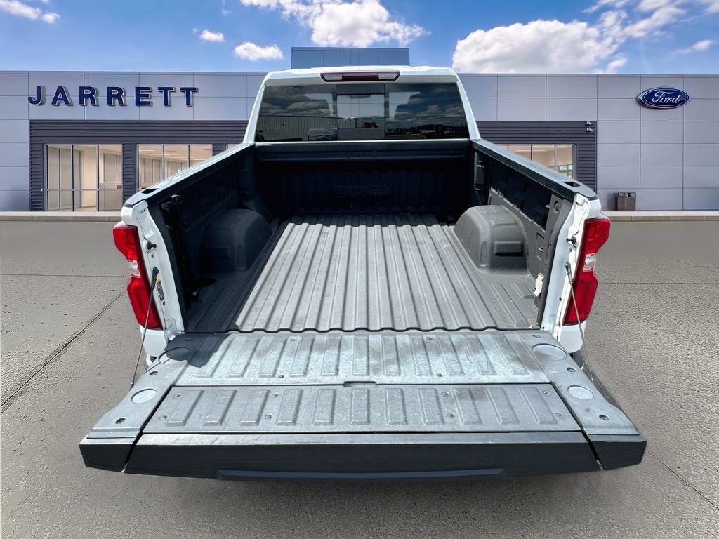 Used 2022 Chevrolet Silverado 1500 High Country AWD/4WD image 28