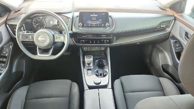 Used 2023 Nissan Rogue S image 24