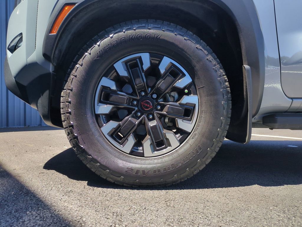 Used 2024 Nissan Frontier Pro-X w/ Pro Convenience Package RWD image 30