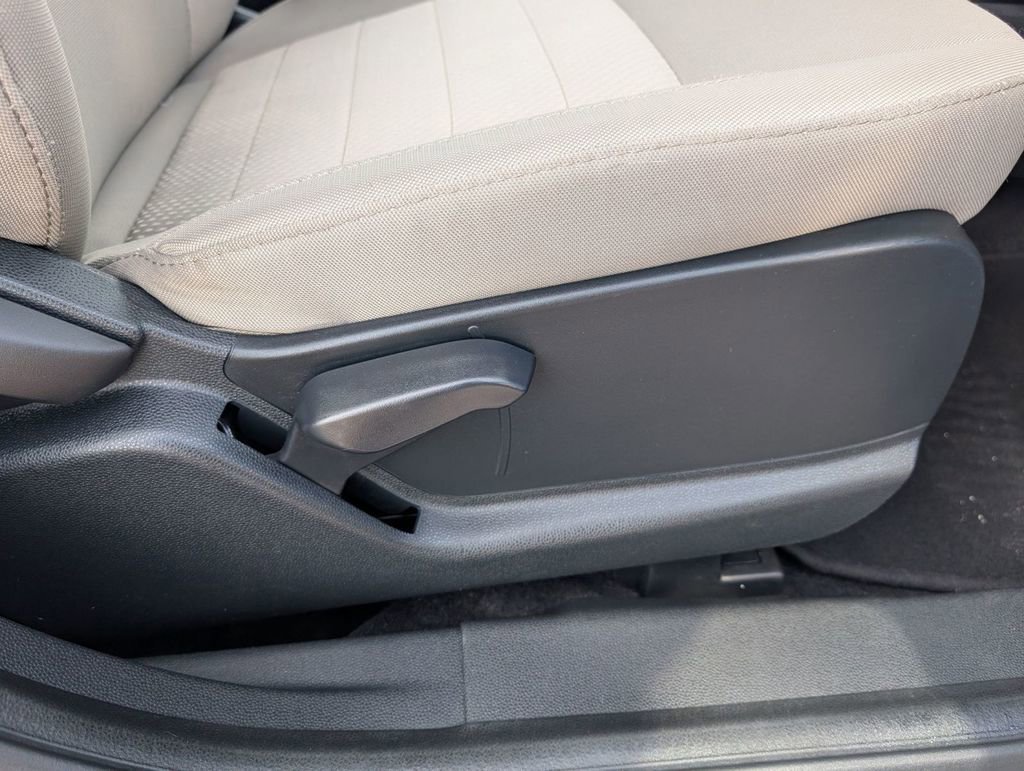 Certified 2021 Ford EcoSport S image 42