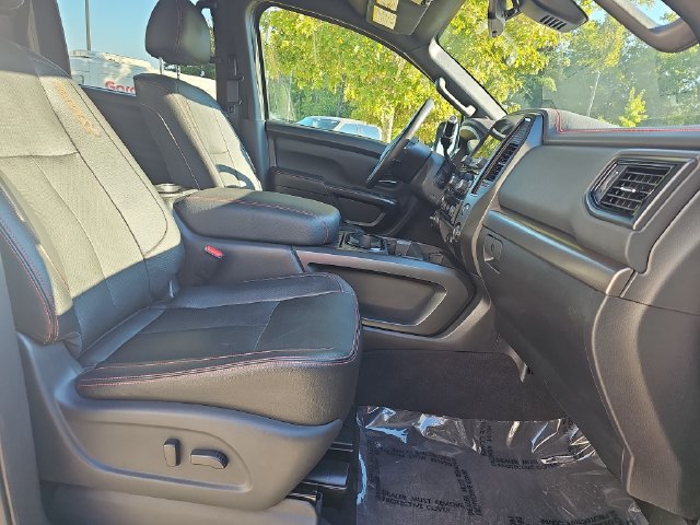 Used 2023 Nissan Titan PRO-4X w/ Pro-4x Convenience Package AWD/4WD image 10
