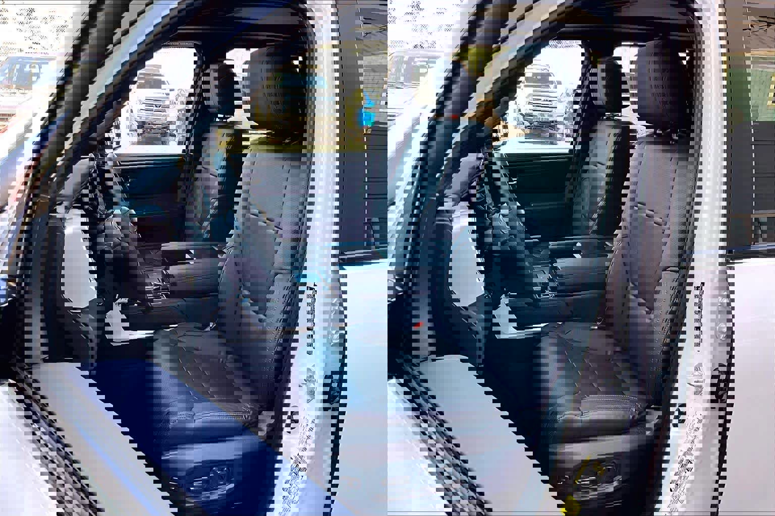 Used 2025 Toyota Tundra Platinum image 13