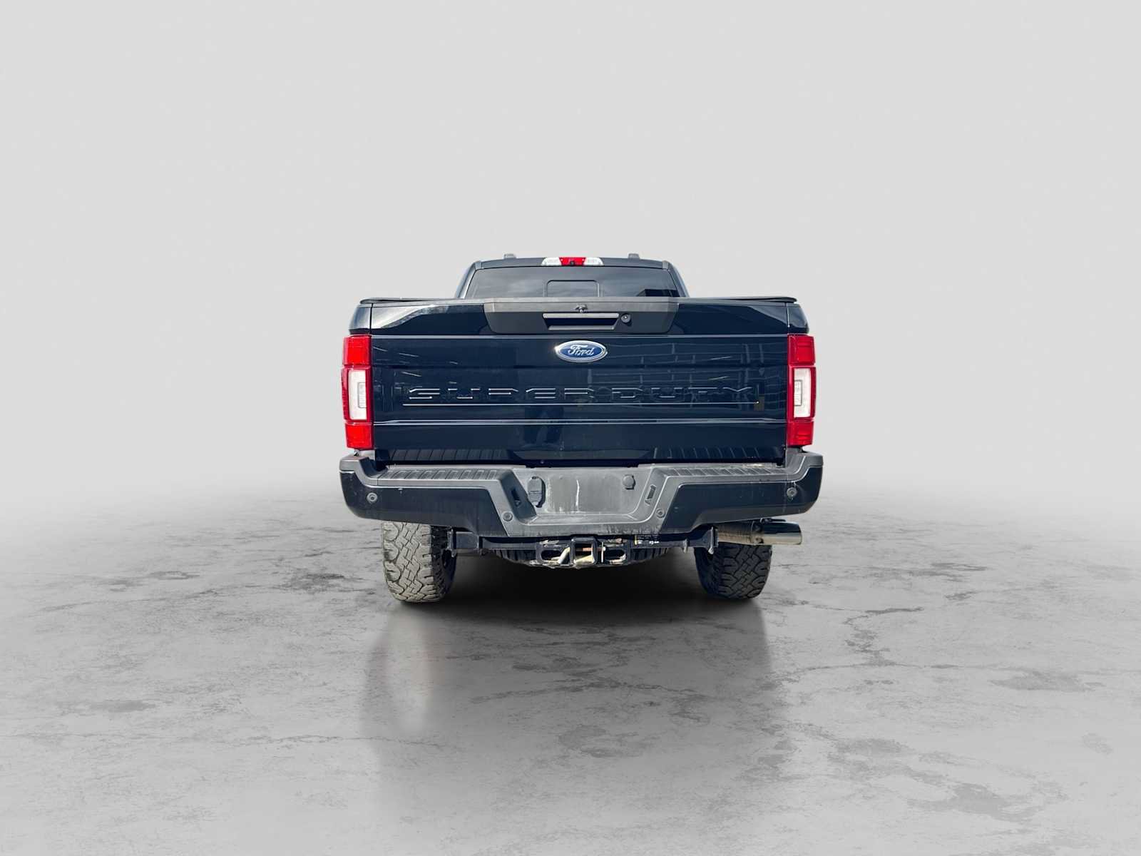 Certified 2022 Ford F350 Lariat w/ Tremor Off-Road Package AWD/4WD image 5