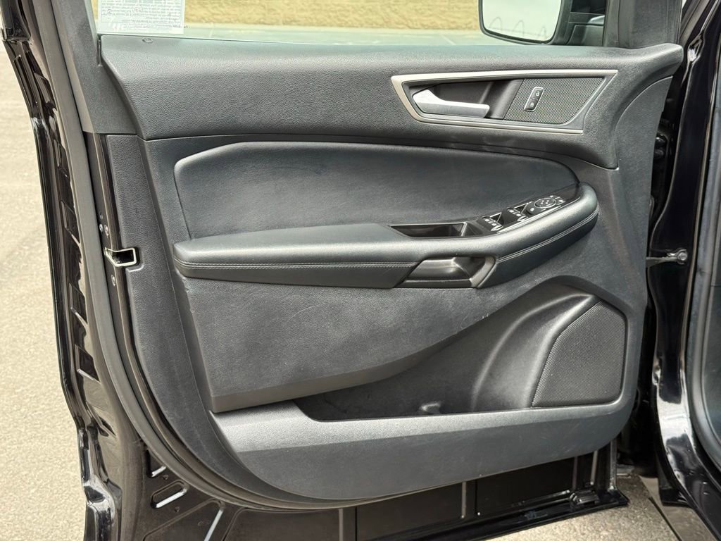 Certified 2020 Ford Edge SEL w/ Convenience Package FWD image 16