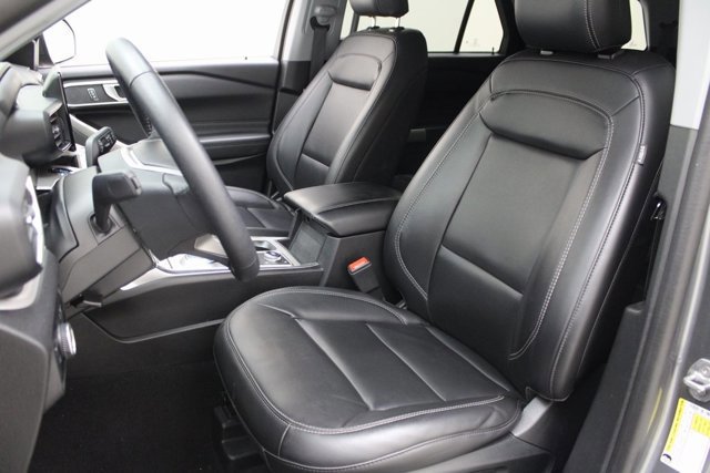 Certified 2023 Ford Explorer XLT w/ Equipment Group 202A image 11
