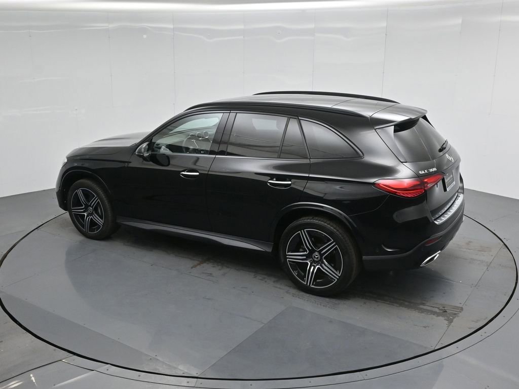 Used 2023 Mercedes-Benz GLC 300 image 19