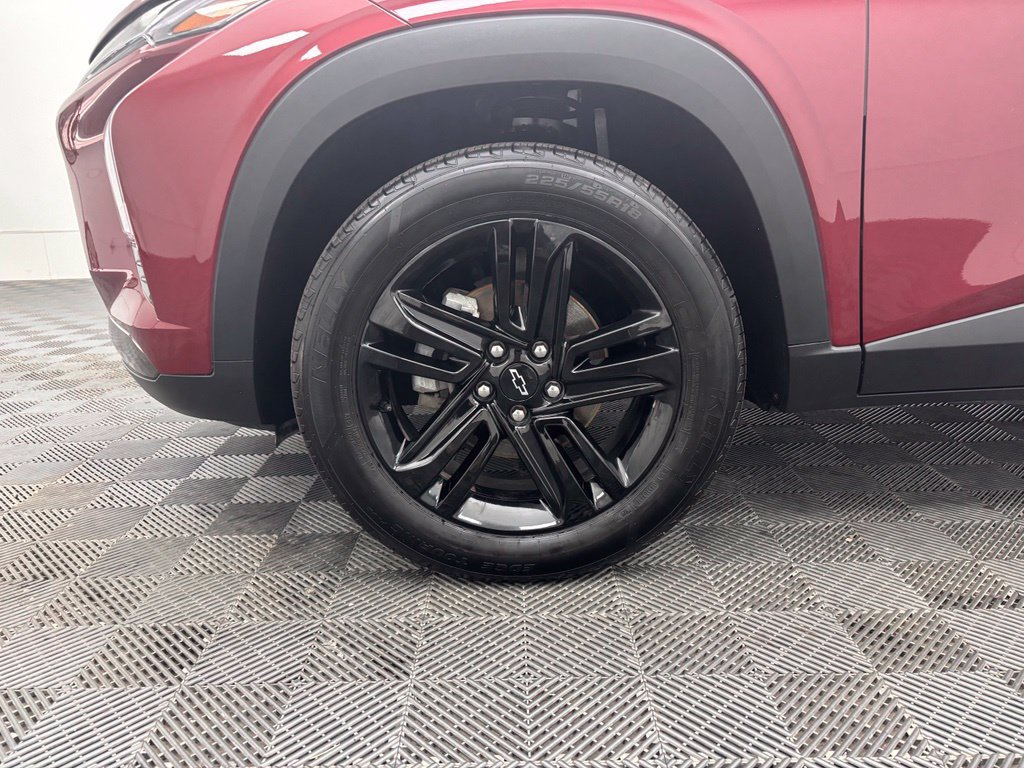 Used 2024 Chevrolet Trax ACTIV w/ Driver Confidence Package FWD image 16