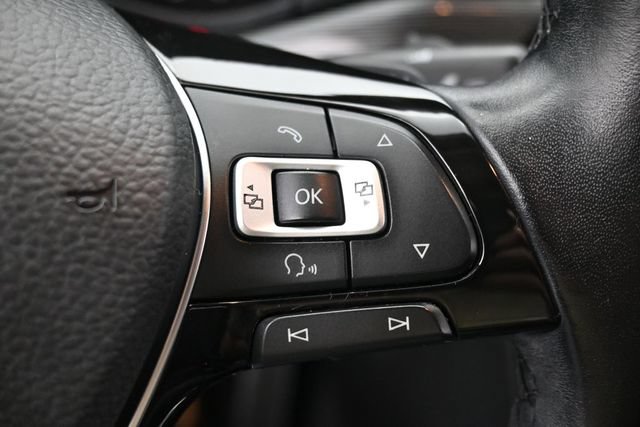 Used 2020 Volkswagen Passat 2.0T R-Line FWD image 17