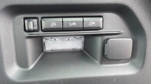 Certified 2024 Ford Explorer ST w/ Equipment Group 401A AWD/4WD image 34