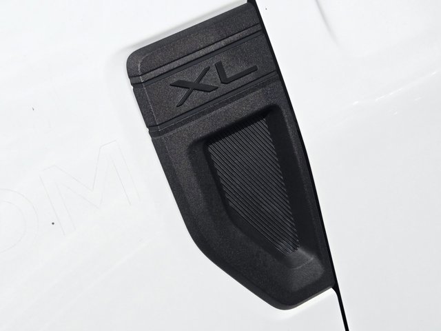 Certified 2022 Ford Maverick XL image 11