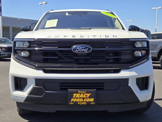 Certified 2025 Ford Expedition Active AWD/4WD image 2