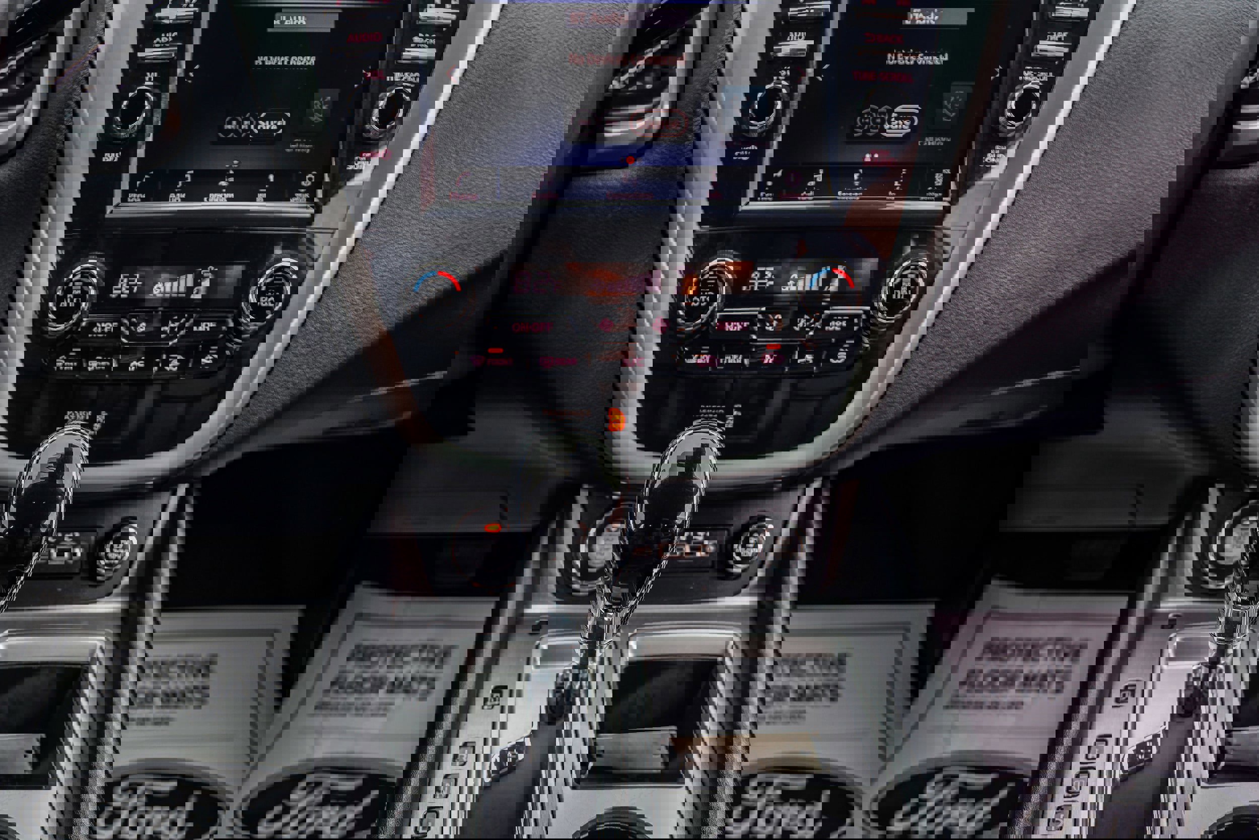 Used 2023 Nissan Murano SV image 19