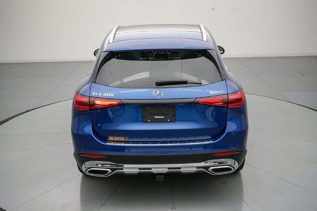 Used 2023 Mercedes-Benz GLC 300 4MATIC image 5