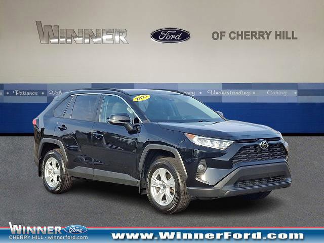 Used 2021 Toyota RAV4 XLE w/ Convenience Package image 6