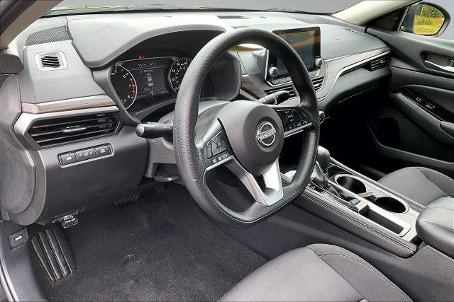 Used 2023 Nissan Altima 2.5 SV FWD image 14