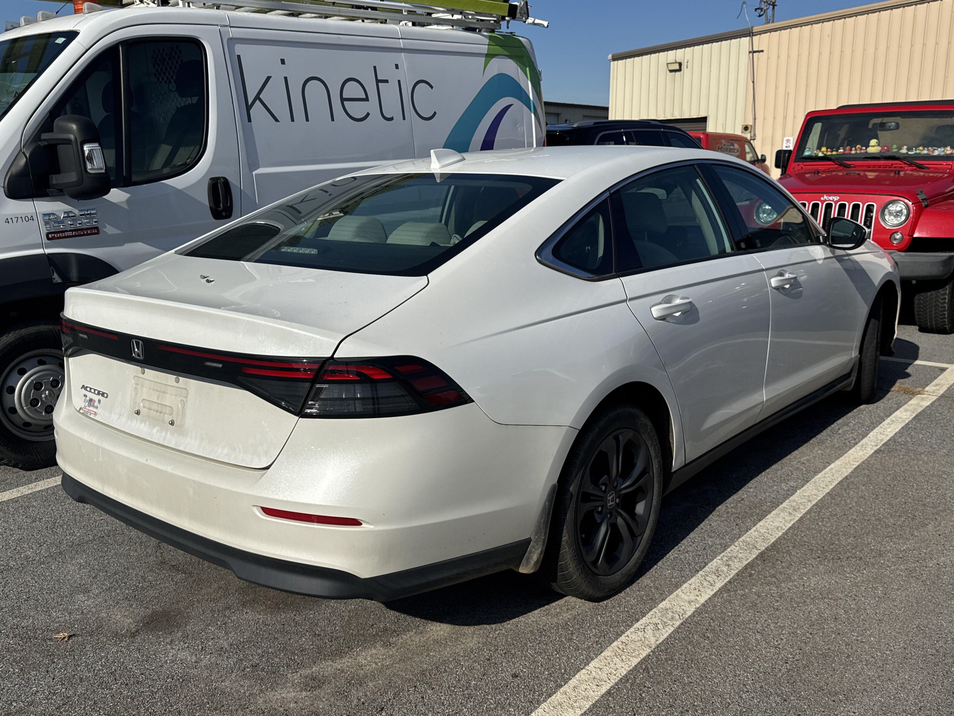 Used 2023 Honda Accord EX image 4