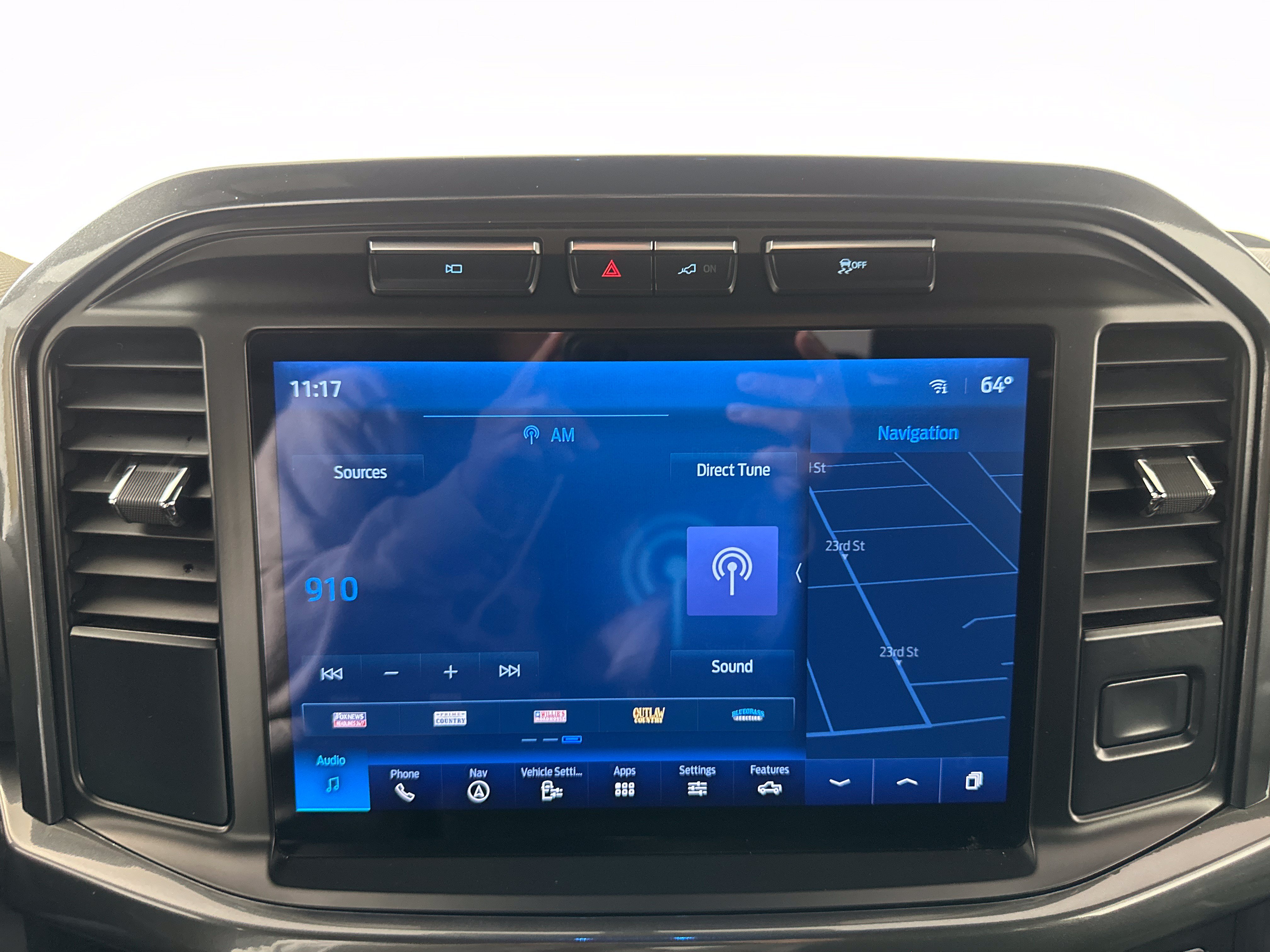 Certified 2023 Ford F150 4x4 SuperCrew image 14