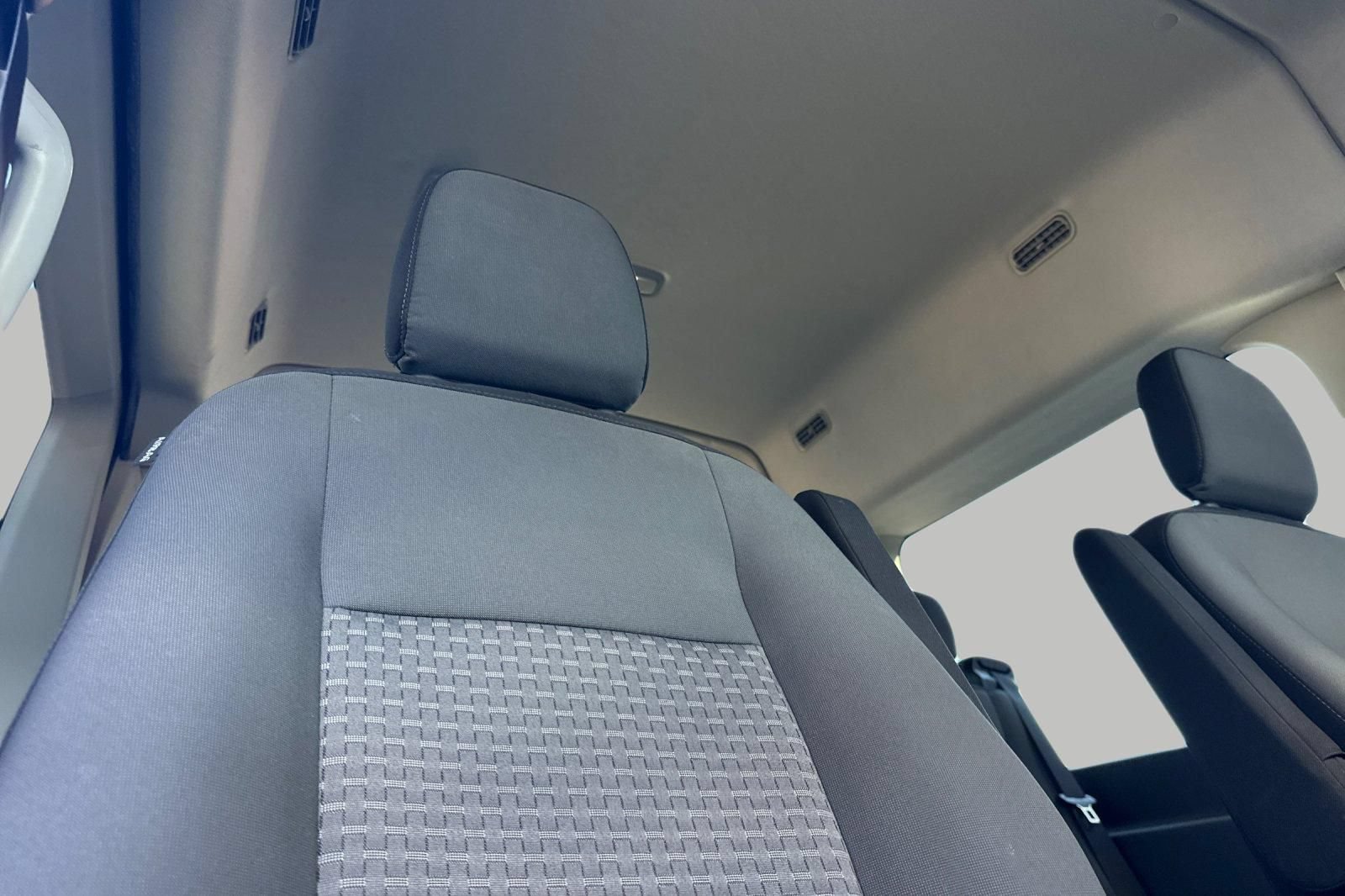 Certified 2021 Ford Transit 350 XLT RWD image 17