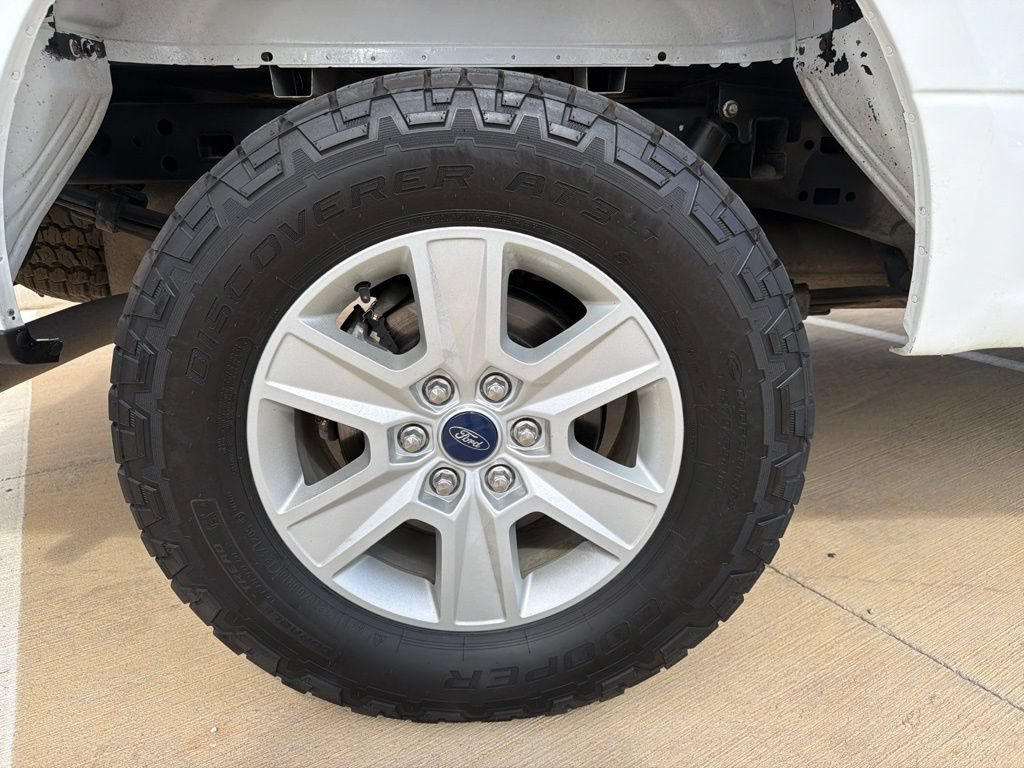 Certified 2018 Ford F150 XL w/ Heavy-Duty Payload Package AWD/4WD image 12