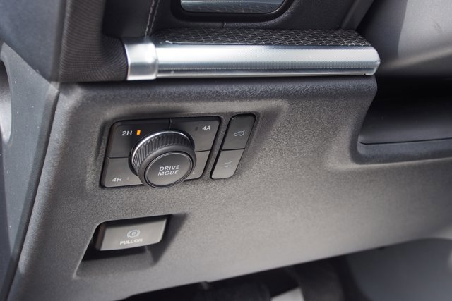 Certified 2025 Ford Expedition Platinum w/ Stealth Performance Package image 28