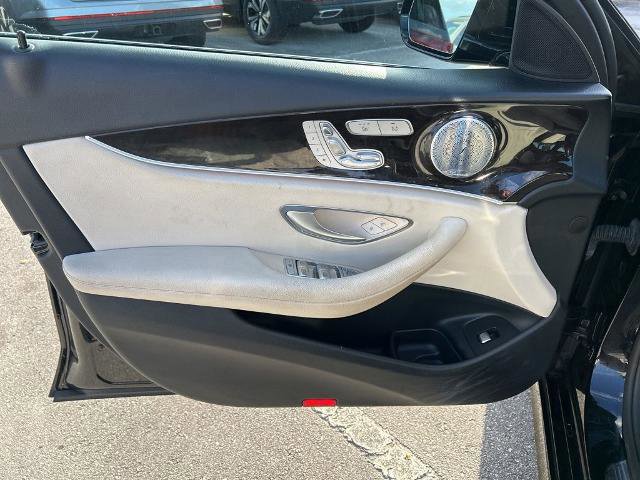 Used 2019 Mercedes-Benz E 300 w/ Premium 1 Package image 16