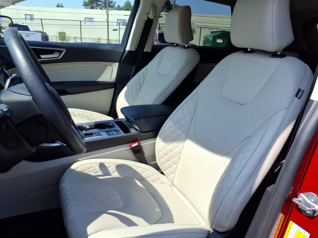 Certified 2024 Ford Edge Titanium w/ Titanium Elite Package AWD/4WD image 3