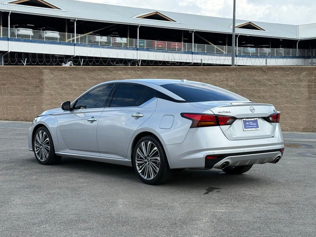 Used 2023 Nissan Altima 2.5 SL FWD image 5