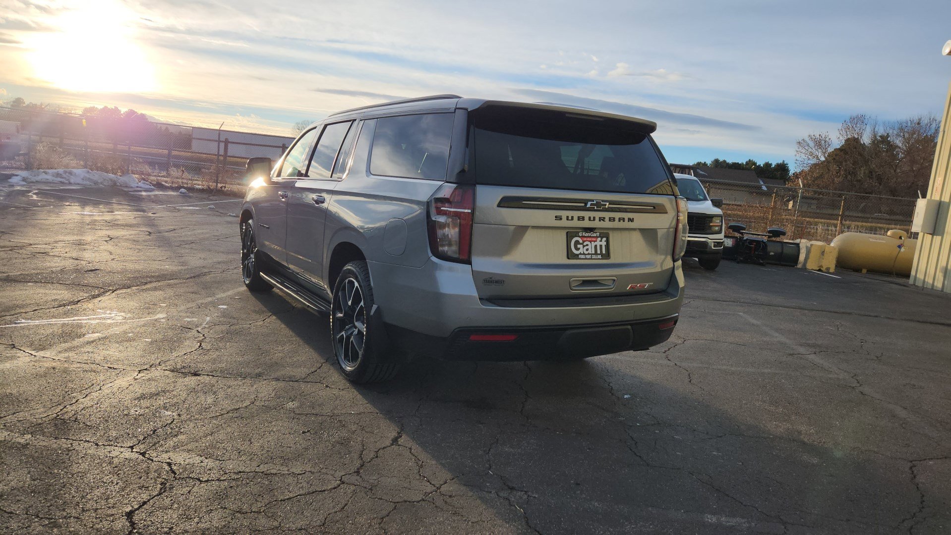 Used 2023 Chevrolet Suburban RST w/ Luxury Package image 10