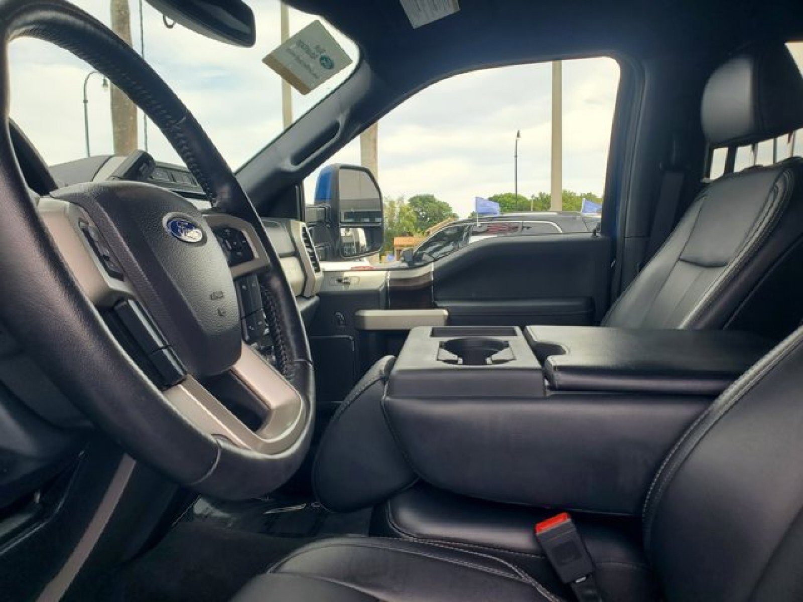 Certified 2022 Ford F250 Lariat w/ Tremor Off-Road Package image 10