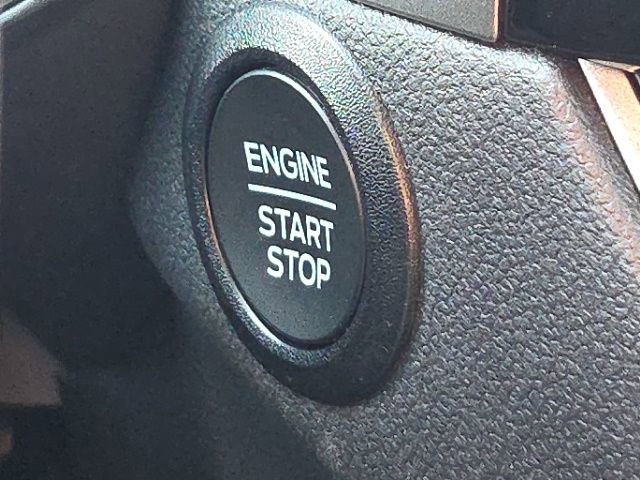 Certified 2025 Ford Escape Active image 46