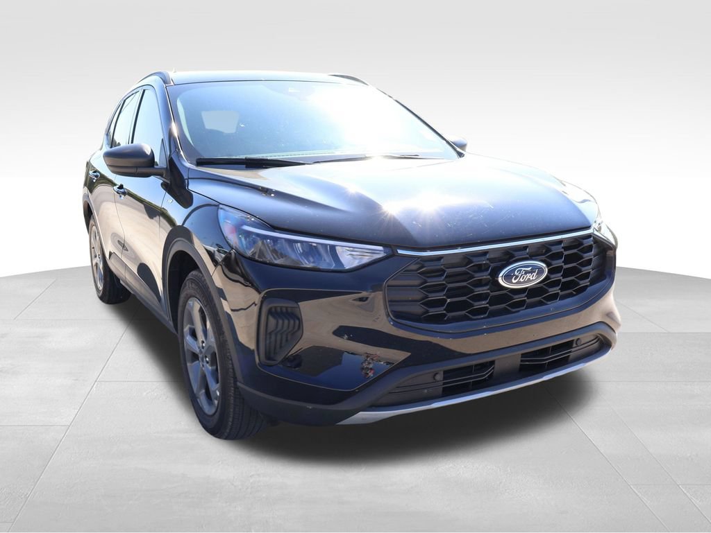 Certified 2026 Ford Escape ST-Line w/ Tech Pack #1 FWD image 11