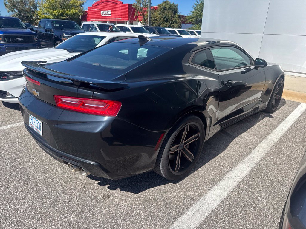 Used 2017 Chevrolet Camaro SS RWD image 3