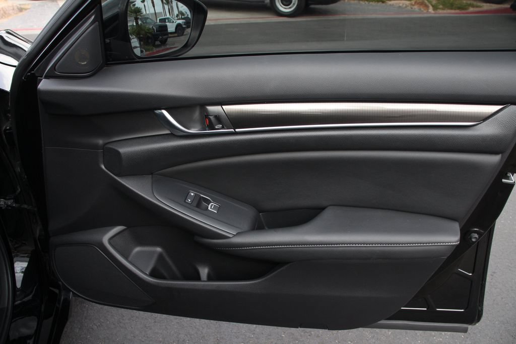 Used 2020 Honda Accord Sport image 27