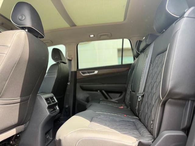 Used 2026 Volkswagen Atlas SEL Premium R-Line AWD/4WD image 22