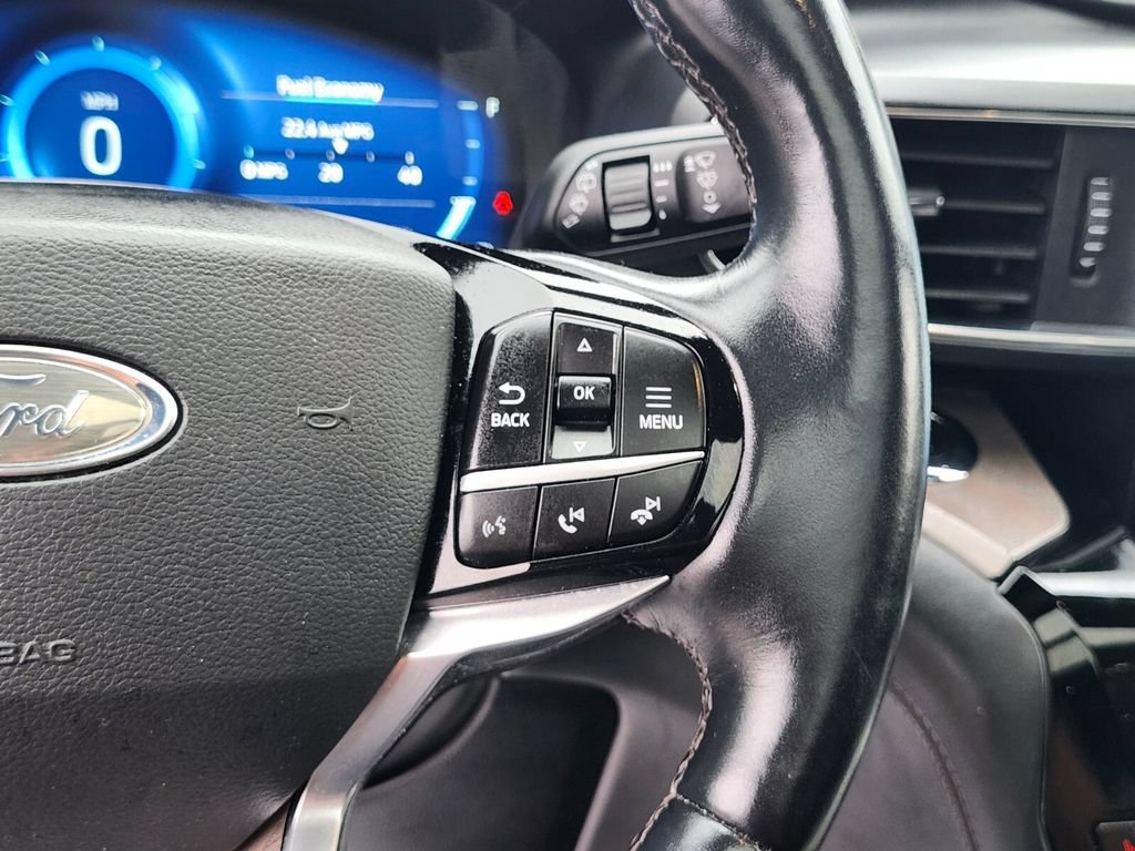 Certified 2022 Ford Explorer Platinum w/ Equipment Group 601A AWD/4WD image 30