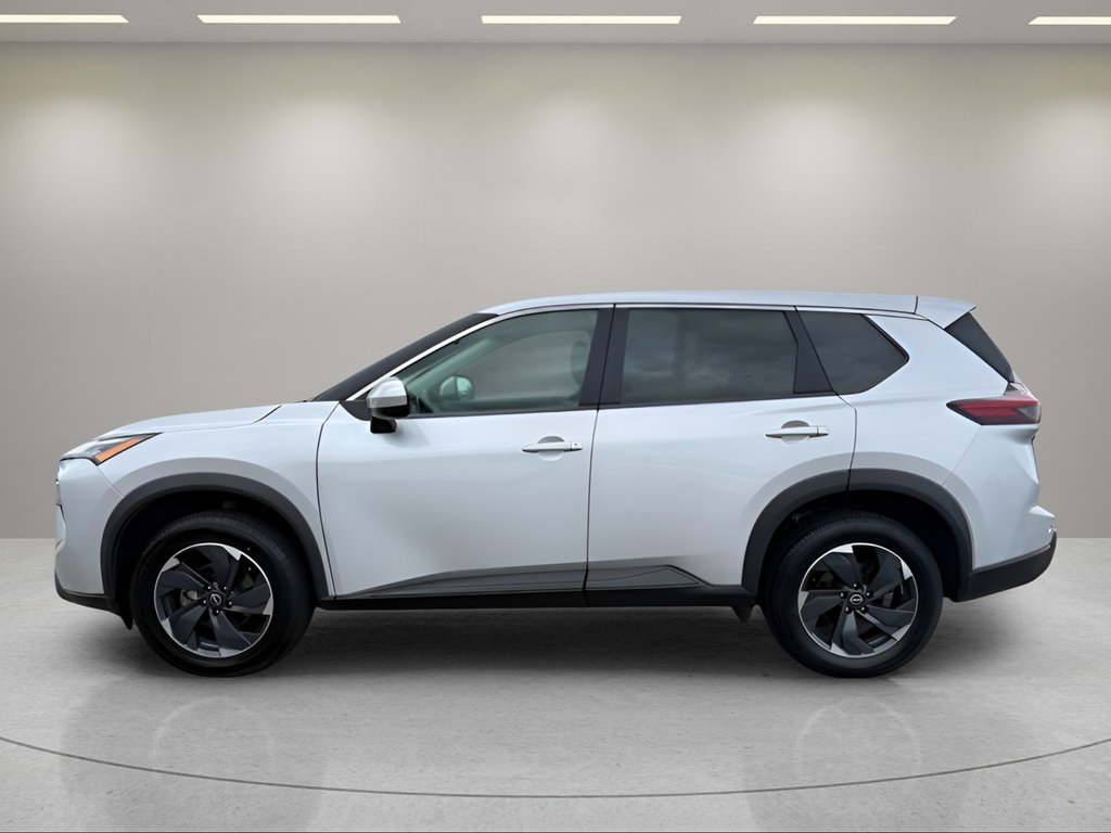 Used 2024 Nissan Rogue SV AWD/4WD image 4